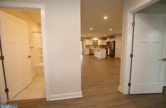 24103 HARVEST Circle Gallery 3