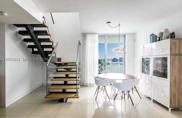 7928 East Dr Gallery 1