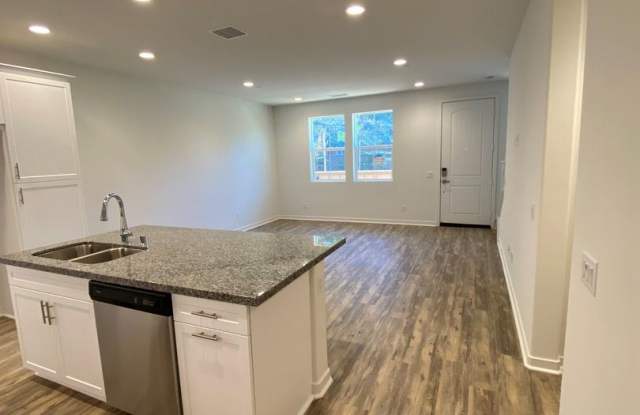 28655 Solana Court Gallery 2