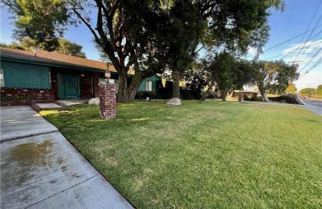 8541 Orangewood Gallery 2