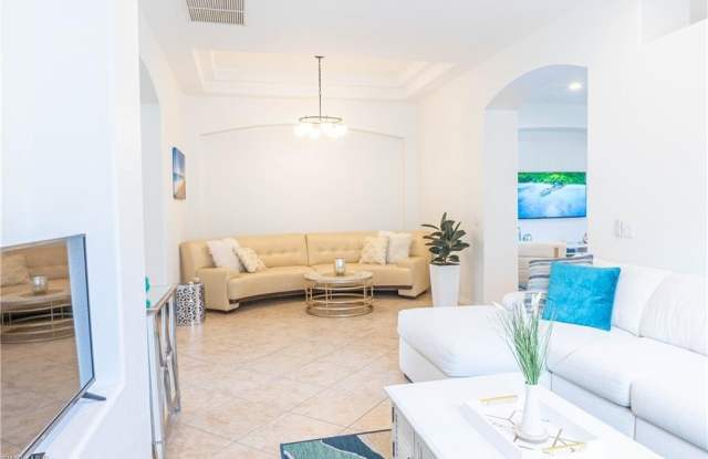 14059 Mirror Ct Gallery 3