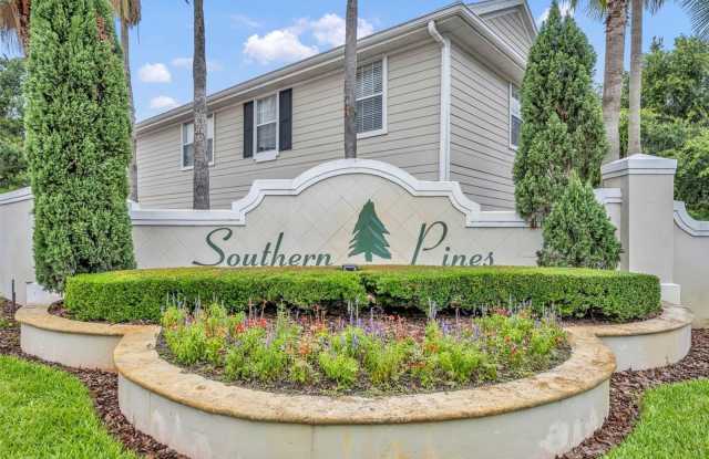 200 SOUTHERN PECAN Circle Gallery 1