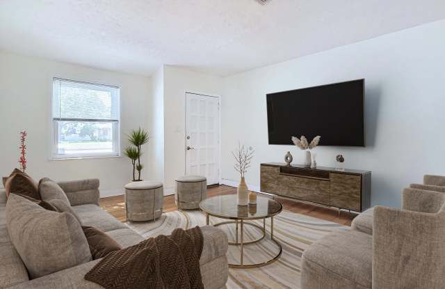 2701 S Manhattan Ave photos photos