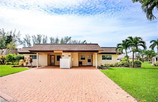 4774 Hidden Harbour Boulevard photos photos