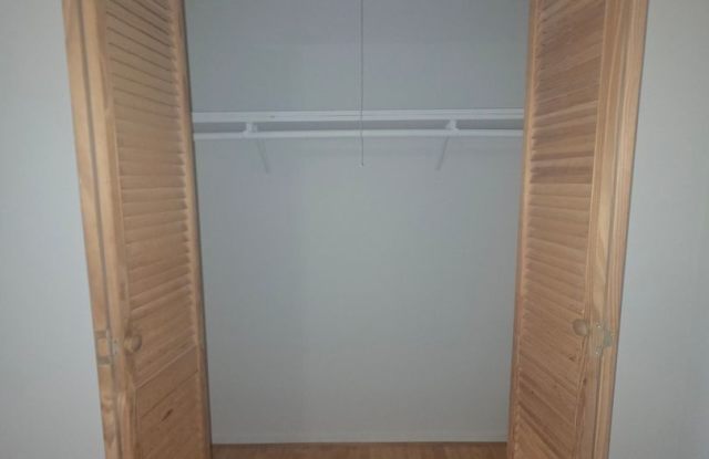 1407 Fernwood Glendale Rd- Unit Gallery 3