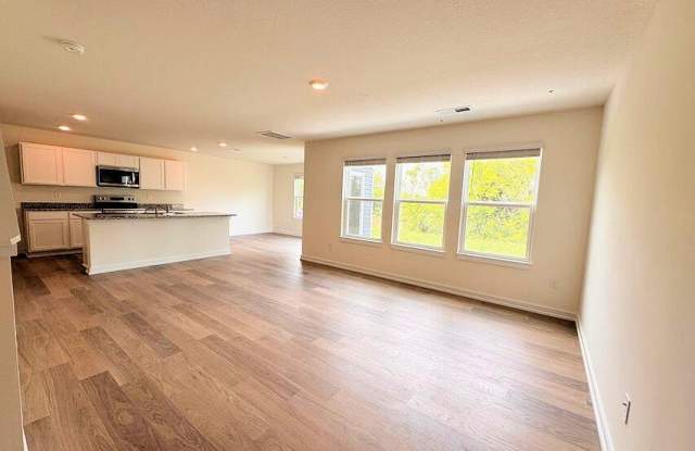 574 White Oak Lane Gallery 2