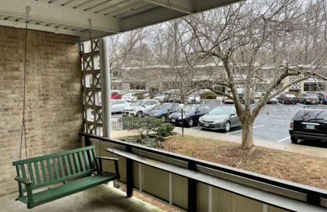 7531 Spring Lake Drive Gallery 2
