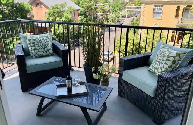 Beautiful Modern Condo in Capitol Hill with 2 Garage Parking Spaces photos photos Beautiful Modern Condo in Capitol Hill with 2 Garage Parking Spaces photos photos
