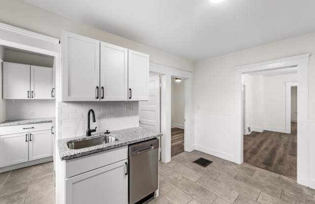 1352 West 58th Street photos photos