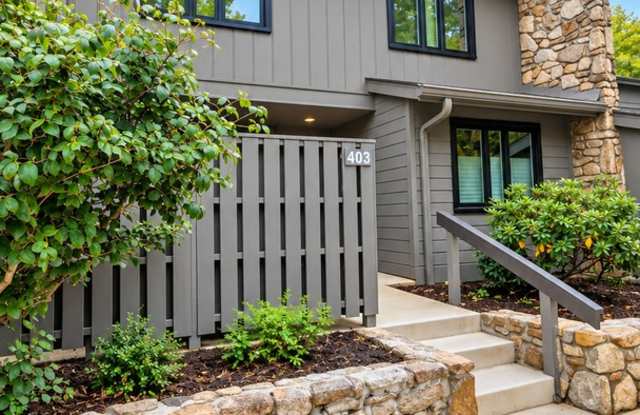 Spacious Townhouse- Crowfields- 55+ Community Gallery 4