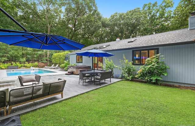 2723 Deerfield Road photos photos