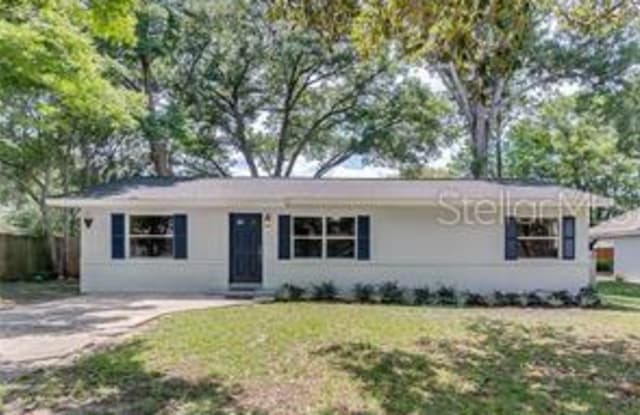 1218 N MCDONALD AVENUE - 1218 N McDonald Ave, DeLand, FL 32724