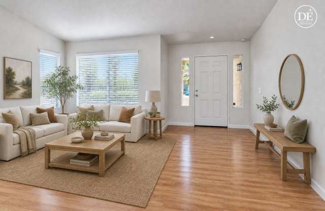 Charming Single Story 3BD 2BA Home in one of Corona’s most desirable neighborhoods! Gallery 4