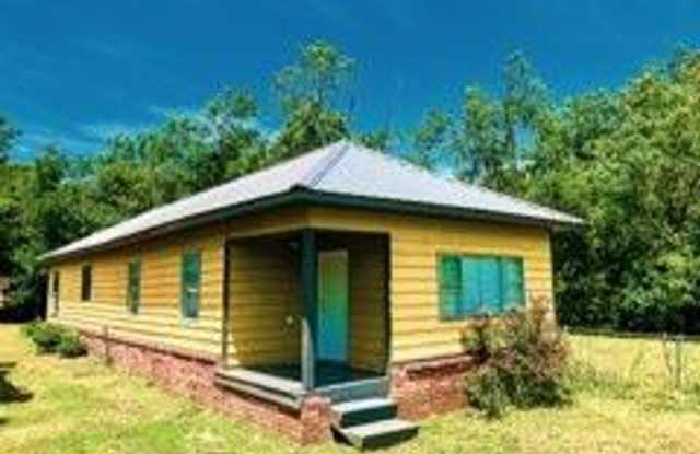 Charming Renovated Three Bedroom Home in Oilton photos photos Charming Renovated Three Bedroom Home in Oilton photos photos