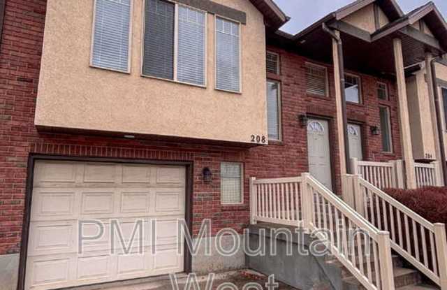 208 Lyman Ln photos photos