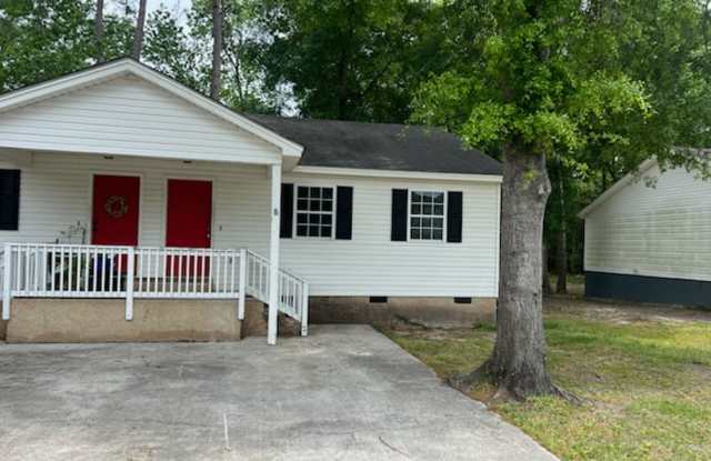 2 Bed 1 Bath Modern Duplex from Floor to Ceiling! - 803 Ash Street Extension, Springfield, GA 31329 2 Bed 1 Bath Modern Duplex from Floor to Ceiling! - 803 Ash Street Extension, Springfield, GA 31329