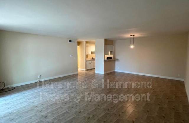 15344 Weddington St. Gallery 2