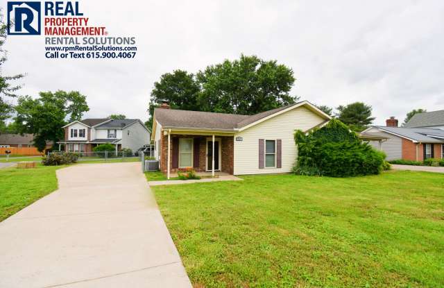 Great one level 3-bedroom, 2-bath in Murfreesboro! Fenced in back yard on a corner lot! photos photos
