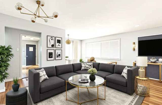 1317 Mackinaw Ave. photos photos