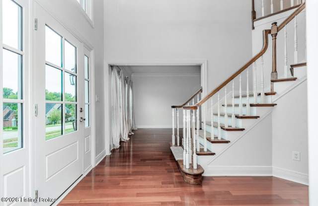 6 MONTH LEASE! 4 BEDROOM IN PROSPECT! Gallery 4