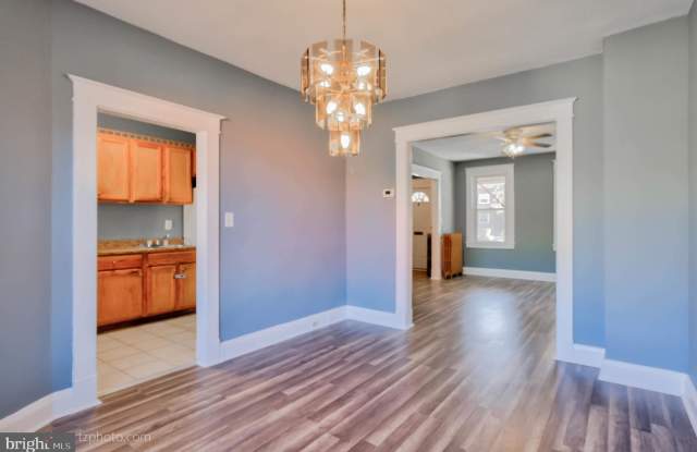 3960 DOLFIELD AVENUE Gallery 2