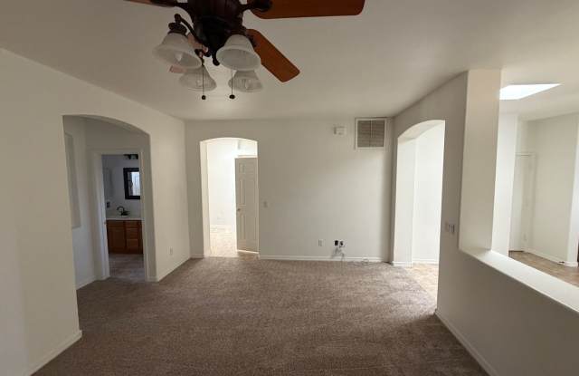 MOVE IN SPECIAL!  Spacious & Updated 2 Bed/2 Bath Condo with Attached 2 Car Garage in Mesa Gallery 3
