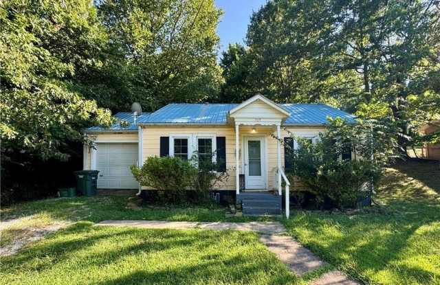707  E Lafayette  ST photos photos
