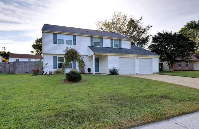 Updated Two Story Home With Large Fenced Backyard. Gallery 4