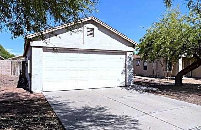 4829 N 85TH Avenue photos photos