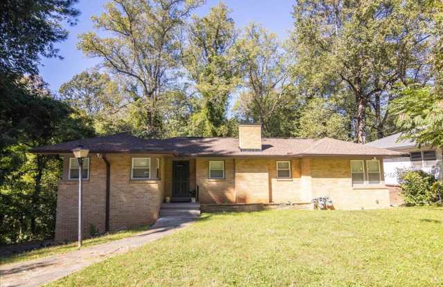 Newly Renovated 2/2 Duplex Unit Minutes From Decatur Square  Va Highlands! photos photos