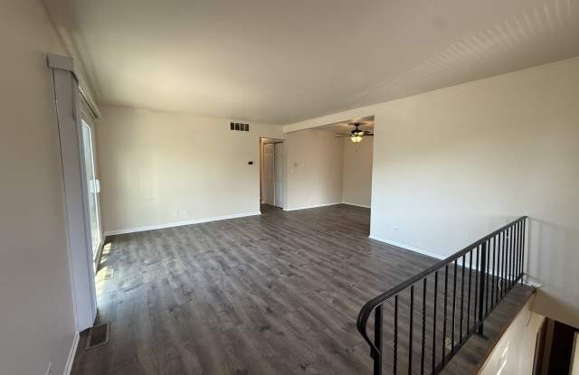 6258 GOLD Circle Gallery 2