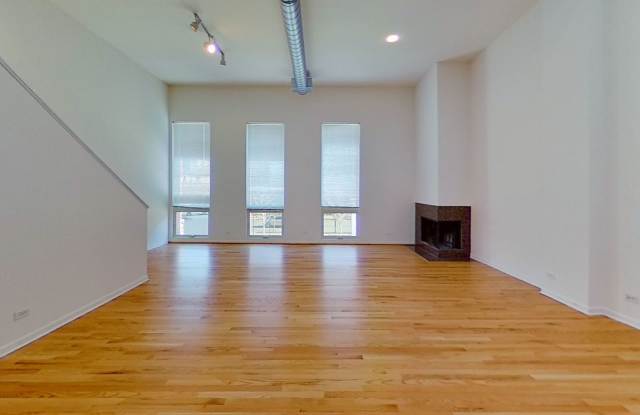 Old Town Duplexed Three Bedroom Two Bath photos photos