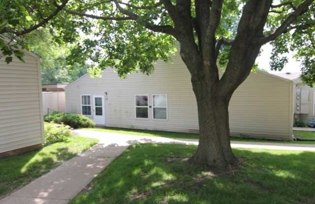 1220 Village Rd in Iowa City - Available August 1st 2026 photos photos