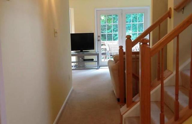 12439 ABBEY KNOLL COURT Gallery 2