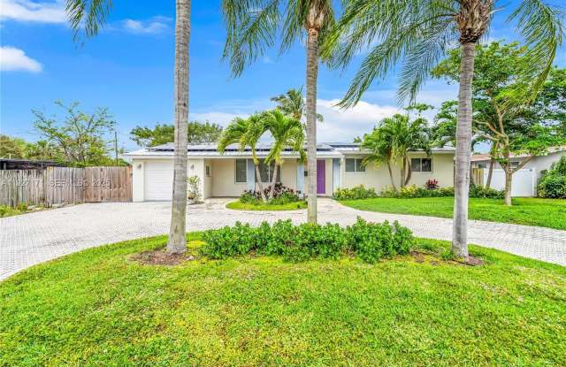 251 SE 8th St photos photos