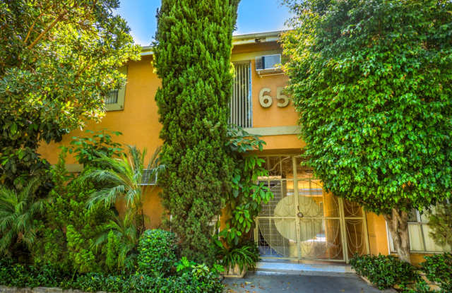 6566 Fountain Ave. photos photos