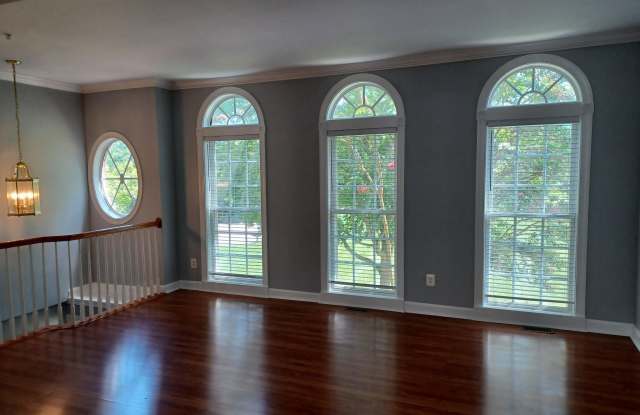 9343 INDIAN TRAIL Way Gallery 3