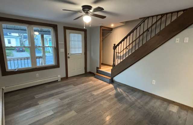 Beautifully Updated Two-Bedroom Townhouse – Adams, MA | $1,500/Month Gallery 4
