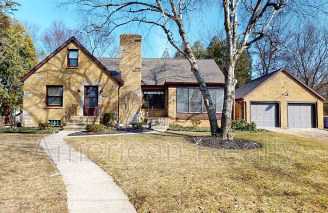 3260 Essex St. NE - 3260 Essex Avenue Northeast, Grand Rapids, MI 49525