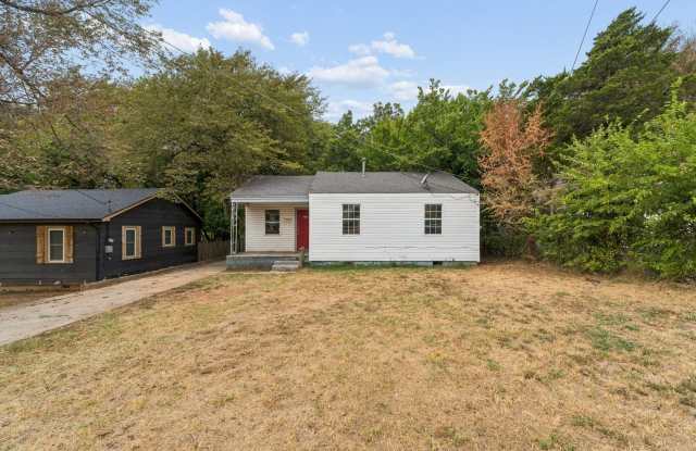 4 Bed 2 Bath Home Gallery 3