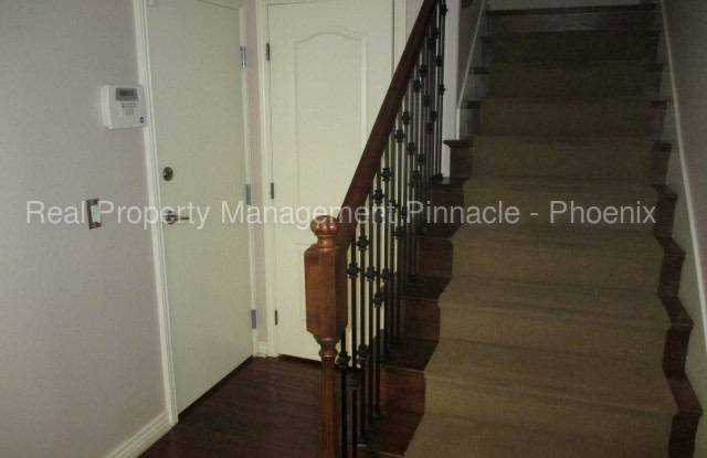 2442 East Roma Avenue Gallery 4