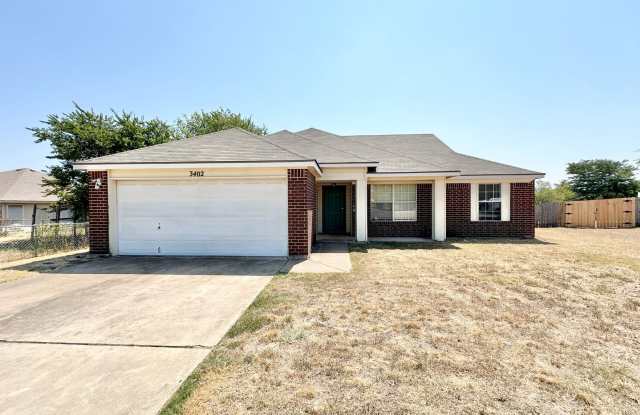 Viewable November 1st!  Pets Accepted! photos photos