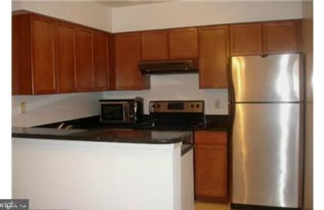 3305 WYNDHAM CIRCLE Gallery 3