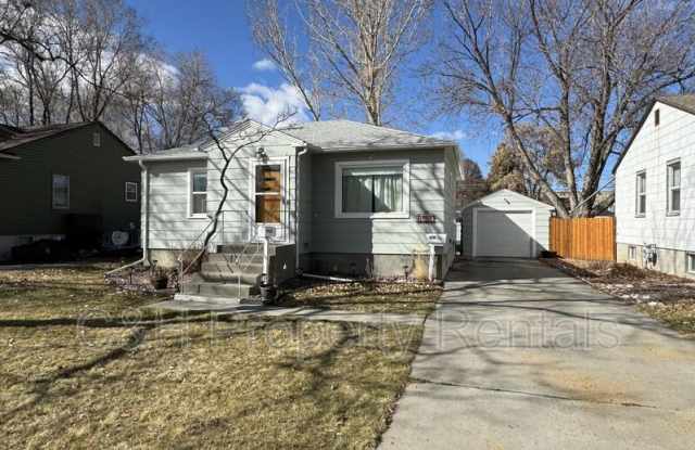 1711 Avenue D - 2 photos photos