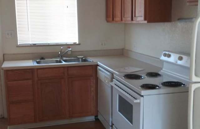 Great location off Colfax and Carr St photos photos
