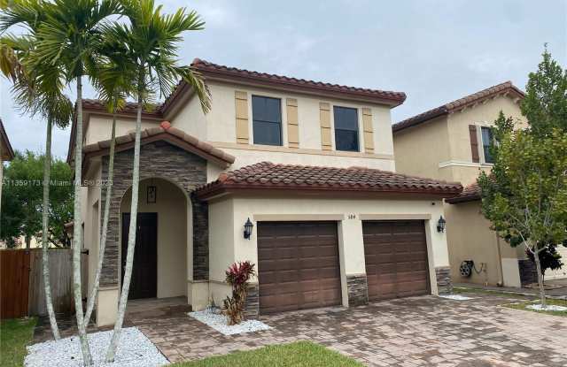 584 SE 33rd Ter - 584 Southeast 33rd Terrace, Homestead, FL 33033