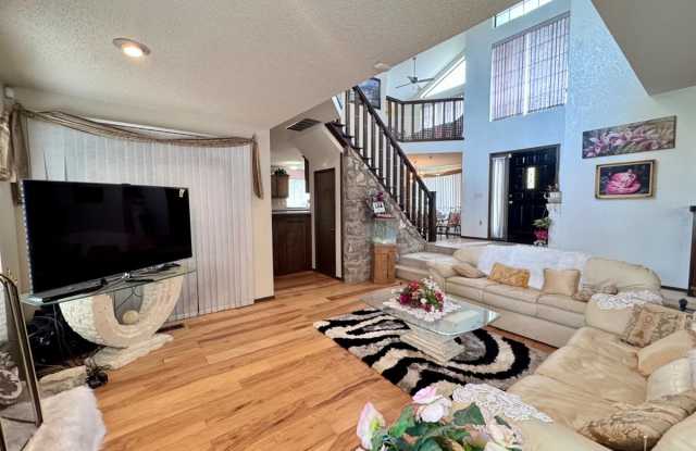 2825 Tealwood Drive Gallery 3