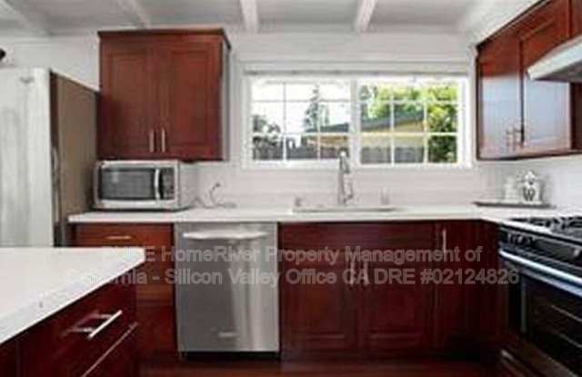 1029 Blazingwood Drive Gallery 2