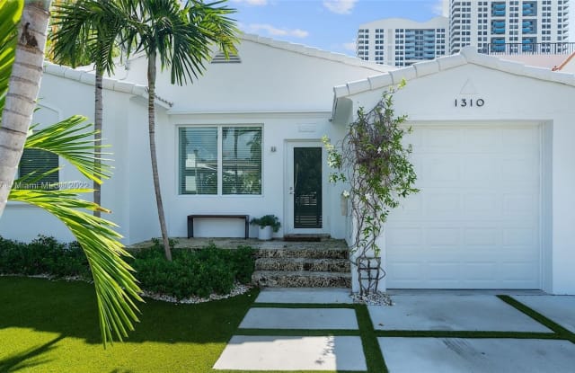 1310 Flamingo Way - 1310 Flamingo Way, Miami Beach, FL 33139