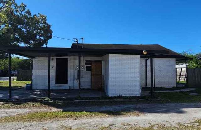 4 Sandy Lane - 4 Sandy Lane, Polk County, FL 33823